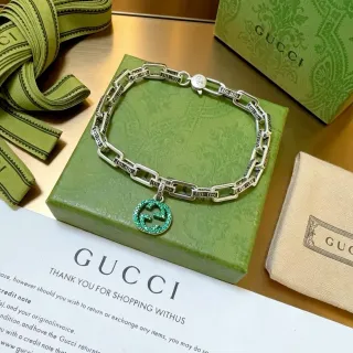 Gucci GG Marmont سوار سلسلة كريستال أخضر