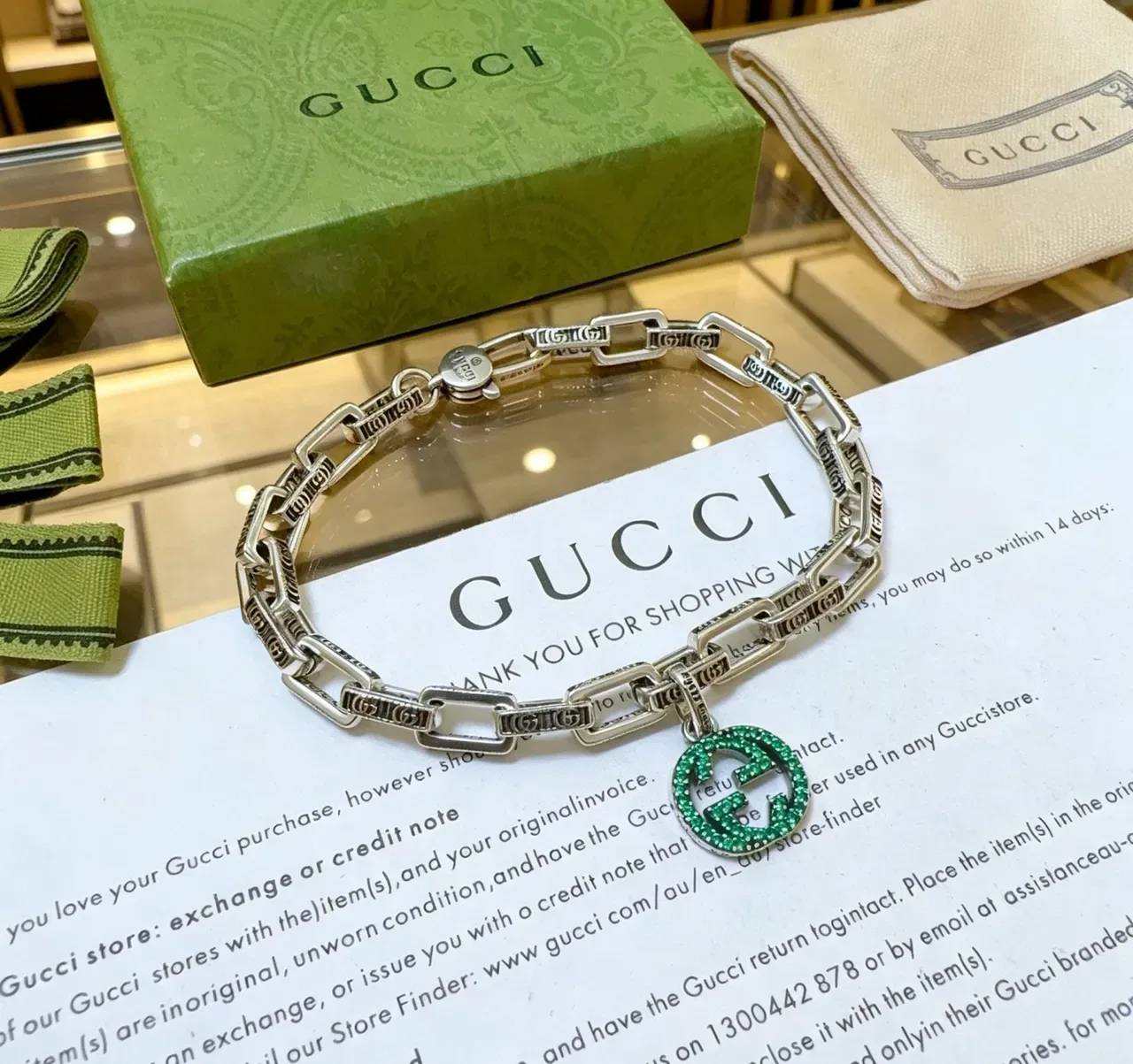 Gucci GG Marmont سوار سلسلة كريستال أخضر 7