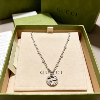 Gucci GG Marmont Interlocking G পেন্ডেন্ট নেকলেস
