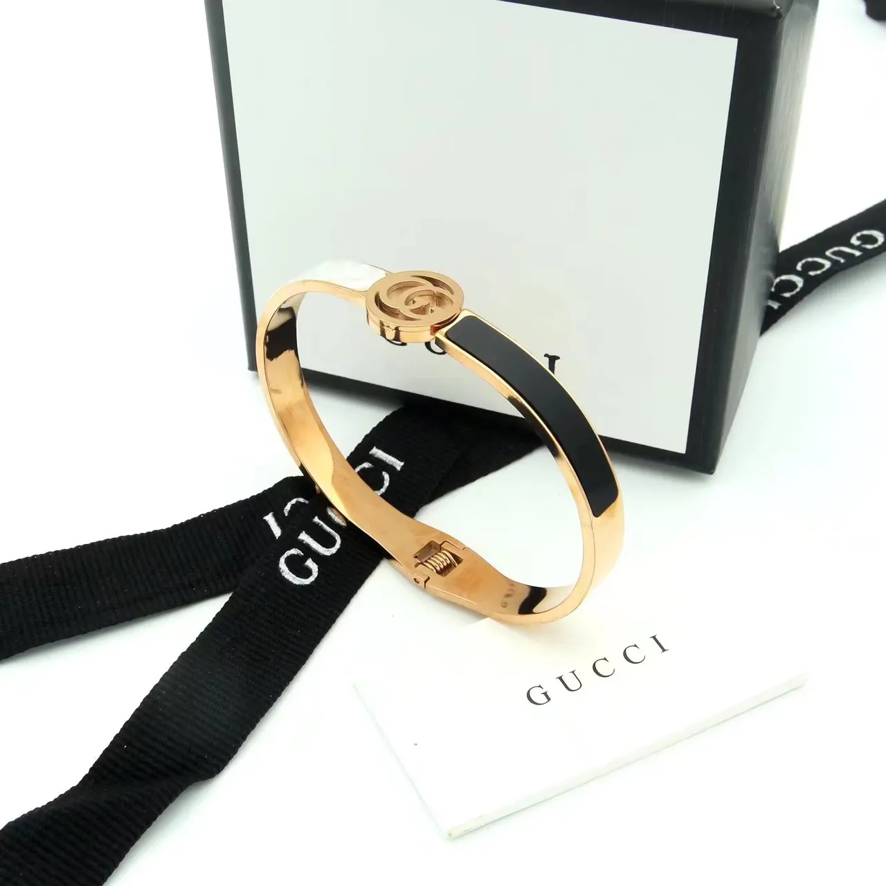 Gucci GG Marmont 互锁标志 刚性手镯手链 8