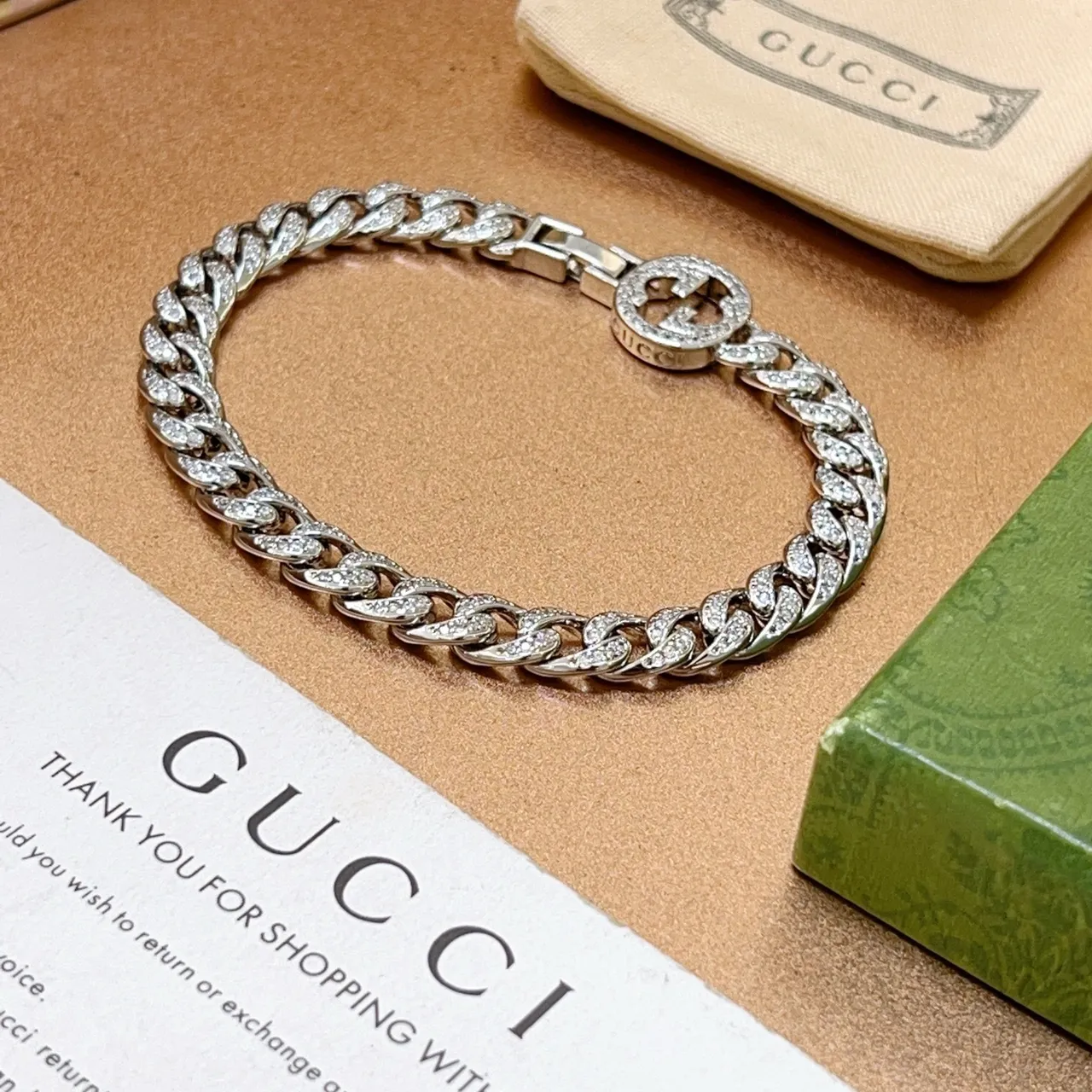 Gucci GG Marmont Pavé-Crystal Curb Chain pulseira 9