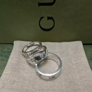 Gucci GG Marmont 银色 米色 Interlocking G 刻字 宽边戒指