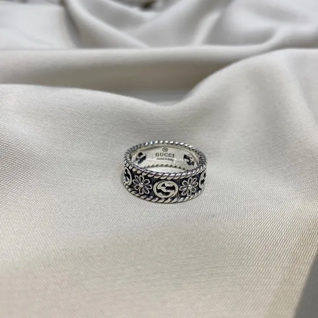 Gucci GG Marmont Silver Black Wide Band Rope-Edge Detailing Ring 2