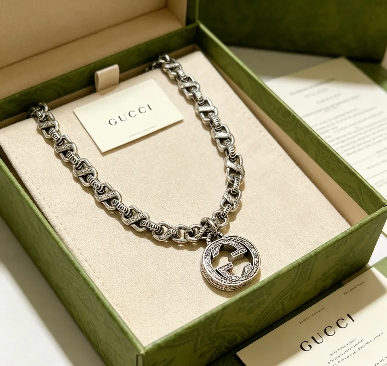 Gucci GG Marmont Silver Interlocking Double-G Pendant Engraved Link Chain Necklace 6