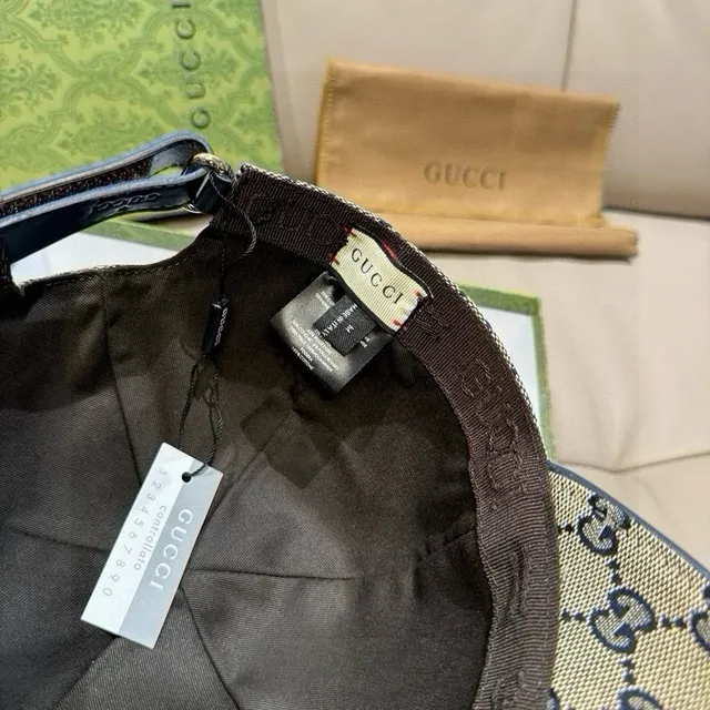 Gucci GG Monogram Beige Black Canvas Embroidered Interlocking G 棒球帽 4