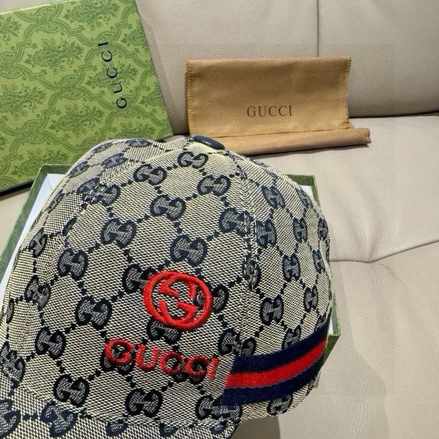 Gucci GG Monogram Beige Black Canvas Embroidered Interlocking G 棒球帽 8