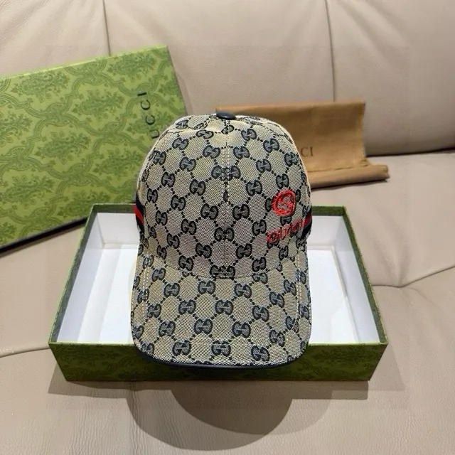 Gucci GG Monogram Beige Black Canvas Embroidered Interlocking G 棒球帽 9