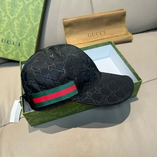 غوتشي GG Monogram Web Stripe قبعة بيسبول 4