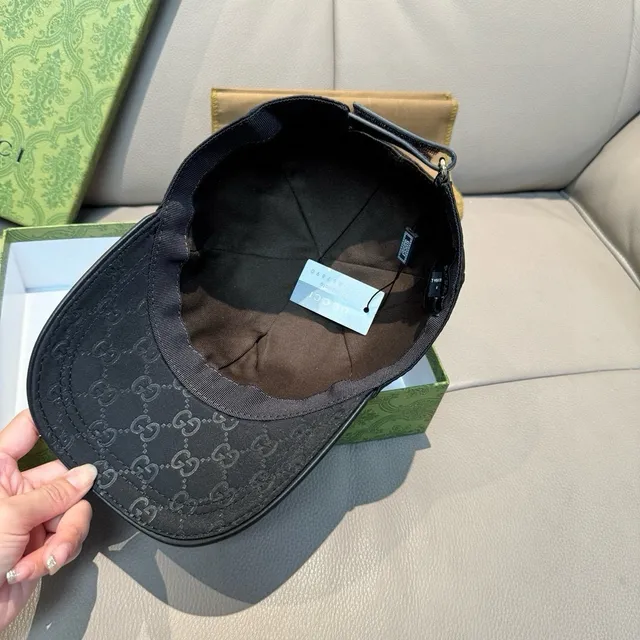 غوتشي GG Monogram Web Stripe قبعة بيسبول 8
