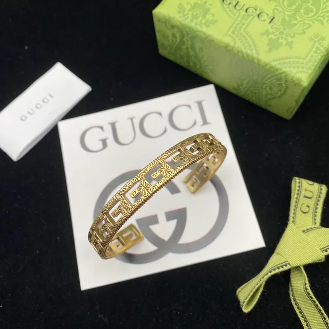 Gucci Gold Pulseira rígida aberta geométrica em treliça 6