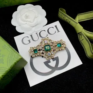 Gucci Green Gold Metal Emerald Square Crystals Brooch