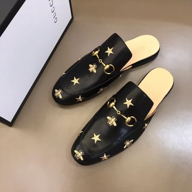 Gucci Horsebit 1955 مطرز نجمة و نحل حذاء مفتوح الكعب جلد أسود 4