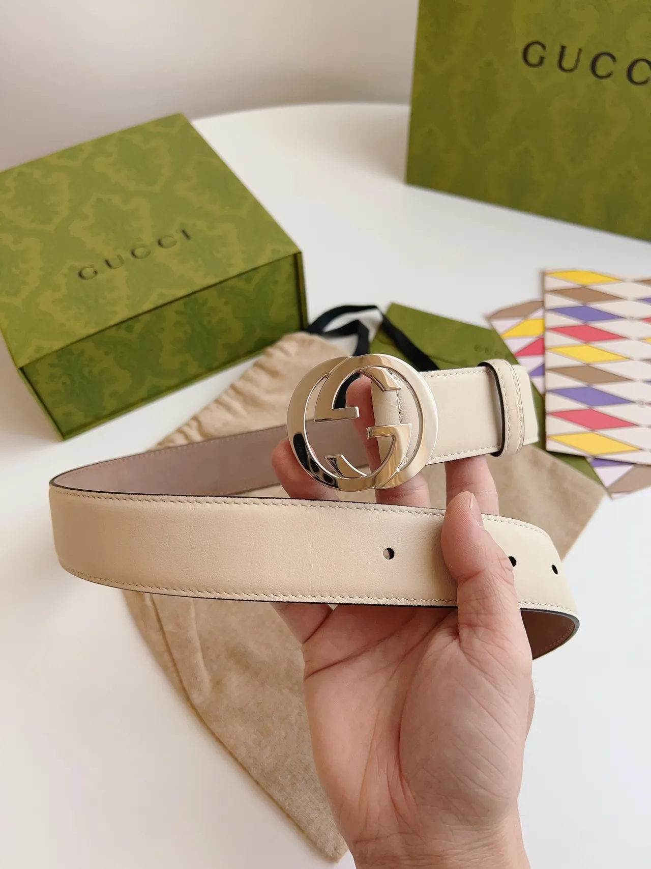 Gucci Horsebit 1955 Cinto de couro reversível bege e taupe 4