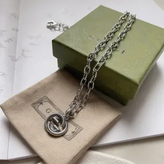 Collier Gucci Horsebit 1955 Chaîne Twisted Rope Argent Beige pendentif Interlocking G