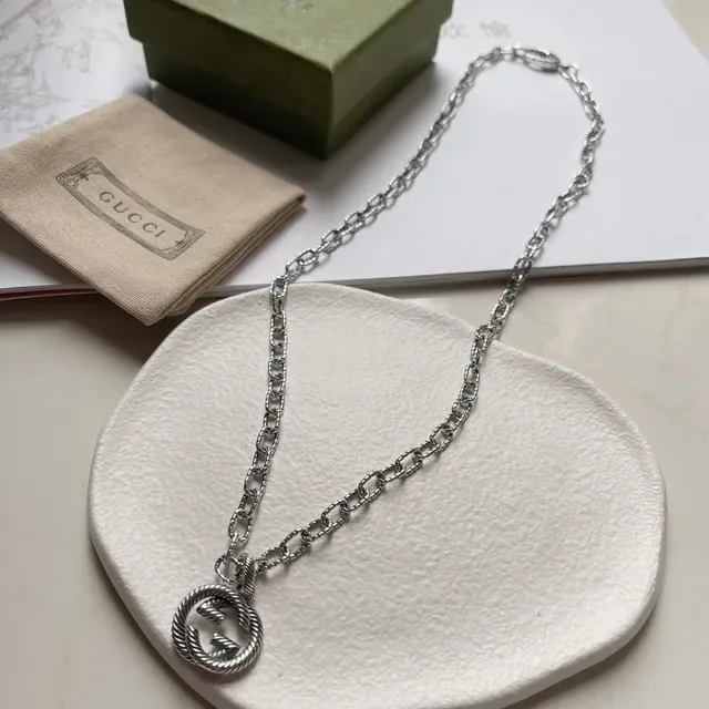 Gucci Horsebit 1955 Silver Beige Twisted Rope Chain Interlocking G Pendant Necklace 3