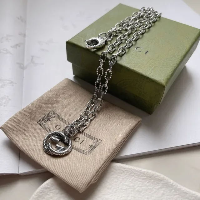 Gucci Horsebit 1955 Silver Beige Twisted Rope Chain Interlocking G Pendant Necklace 5