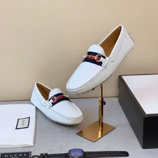 Gucci Horsebit 1955 白色皮革乐福鞋