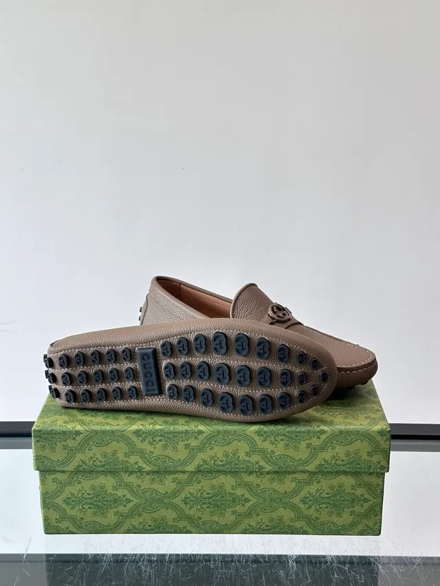 Gucci Horsebit Loafer Beige Pebbled Leather Loafers 2