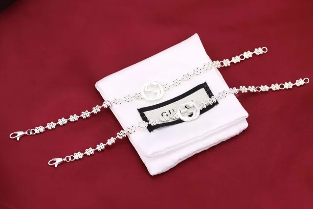 Gucci Interlocking G Floral-Link Silver Bracelet 3