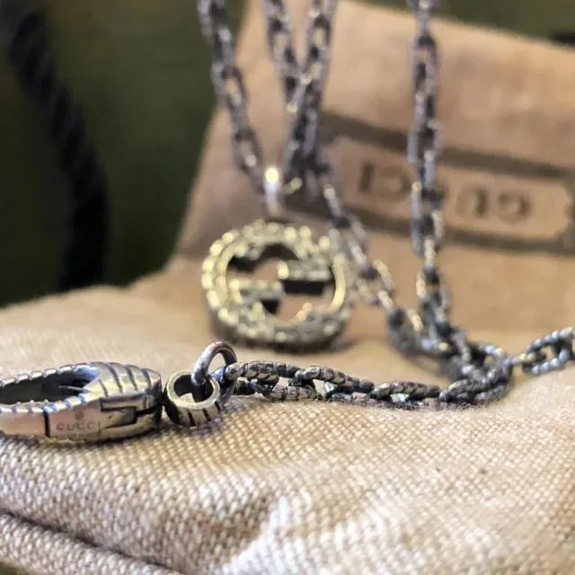 Gucci Interlocking G Laurel Wreath Pendant Necklace 3