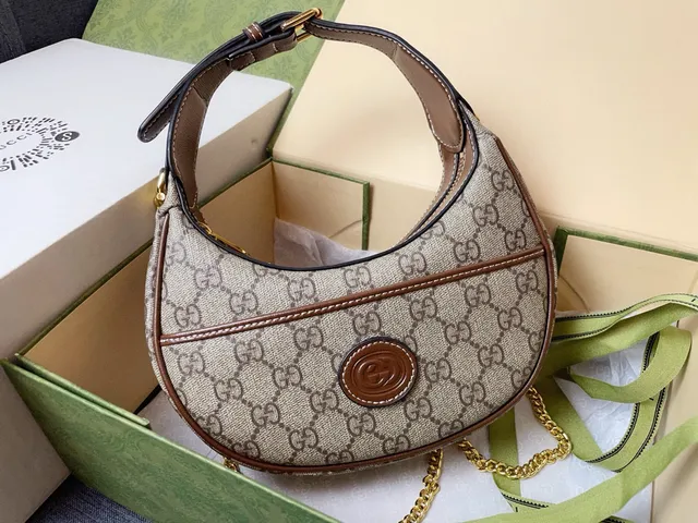 Gucci Jackie 1961 بيج بني GG Monogram كانفاس حقيبة تحت الإبط 6