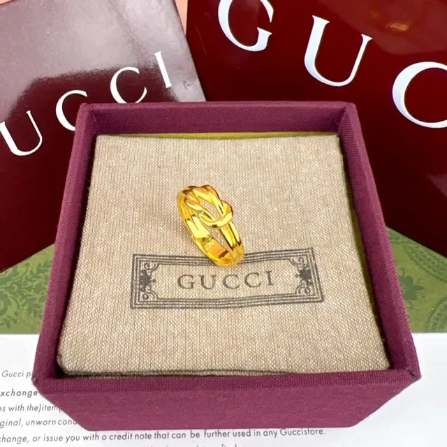 Anillo Gucci Nudo Entrelazado Plata Pulida 3