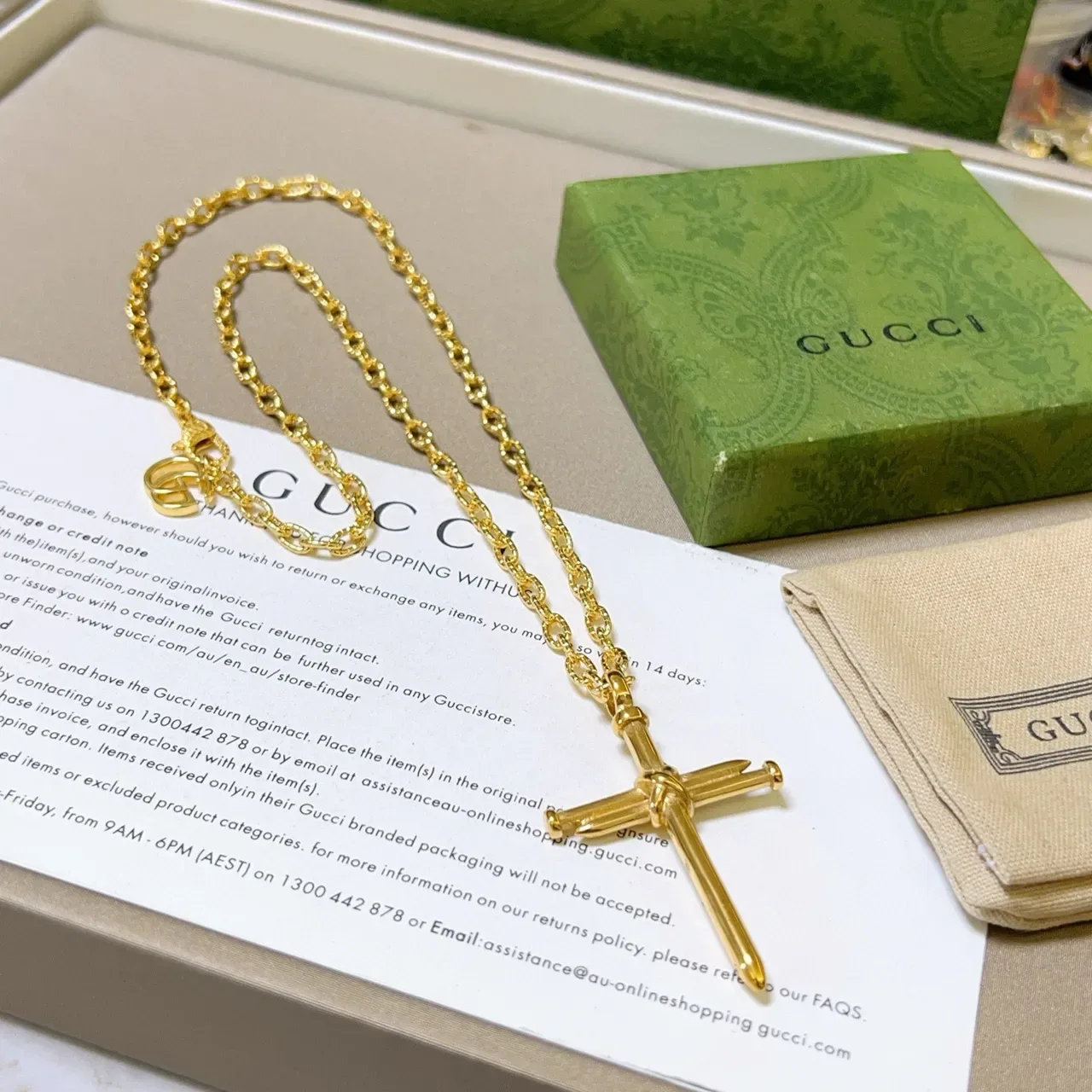 Collier Gucci Croix à Clous Chaîne Dorée 9
