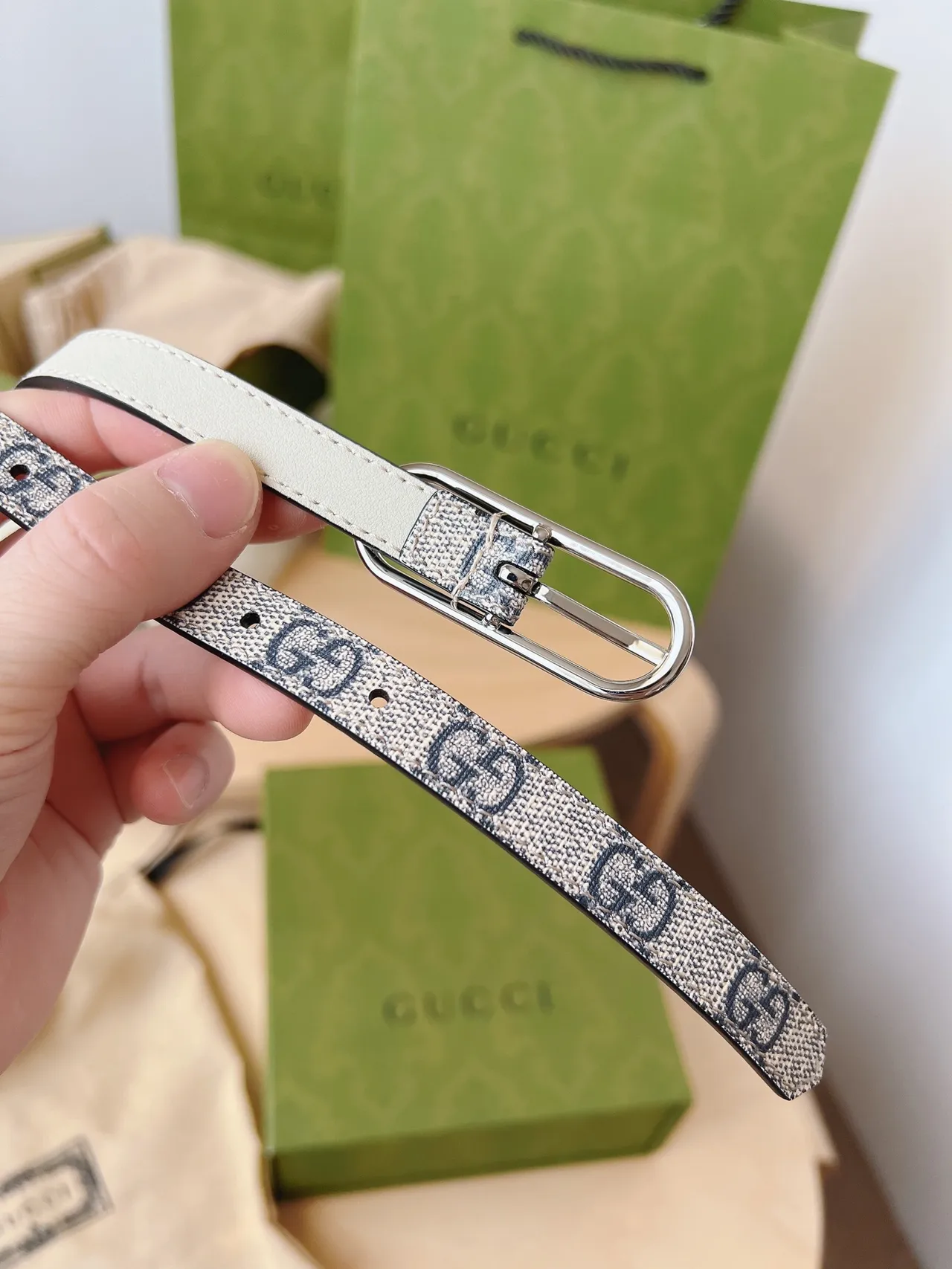Gucci Ophidia Beige Gris Tissée GG Monogramme Silhouette Étroite Ceinture en Cuir 3