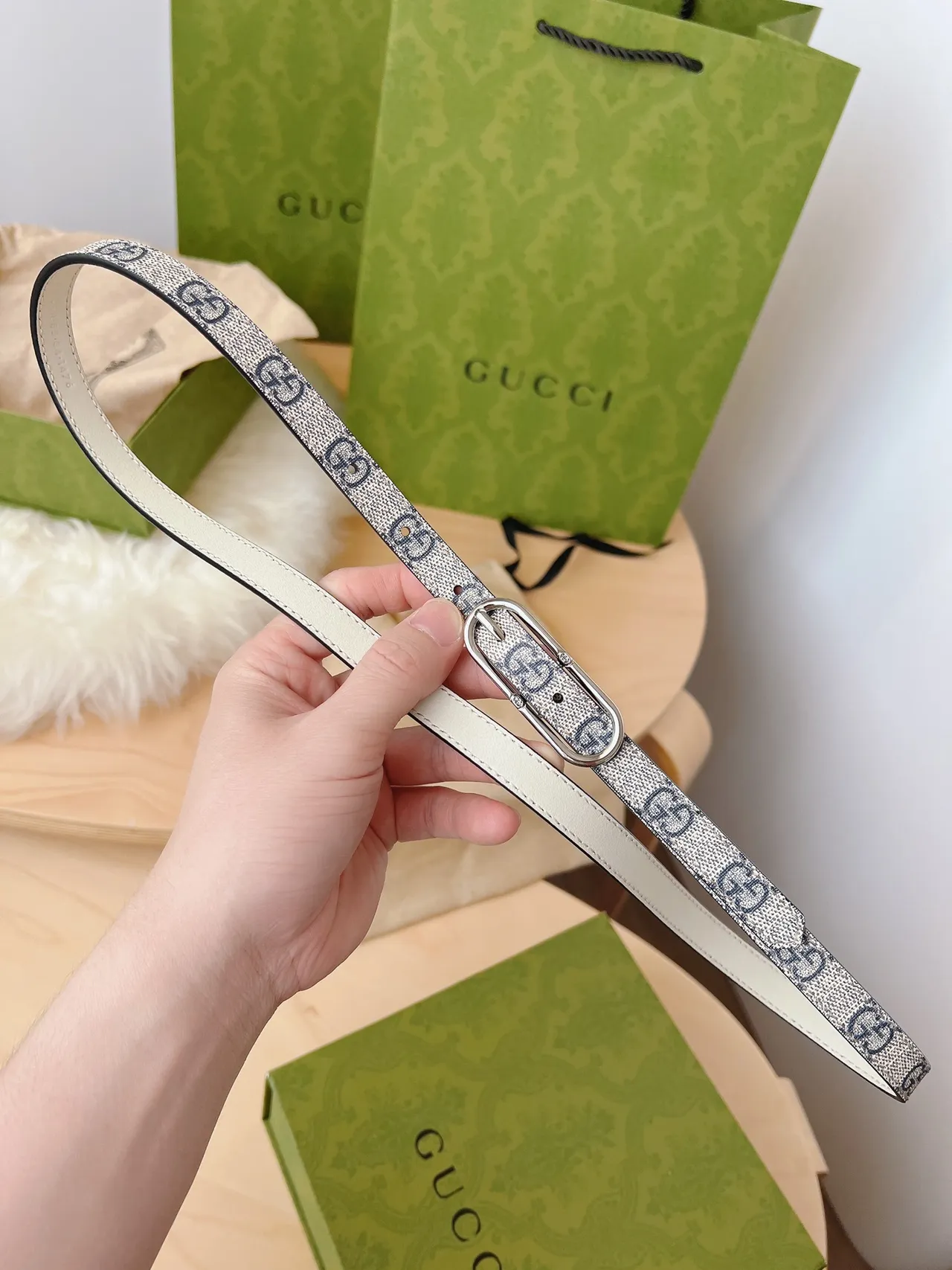 Gucci Ophidia Beige Gris Tissée GG Monogramme Silhouette Étroite Ceinture en Cuir 6