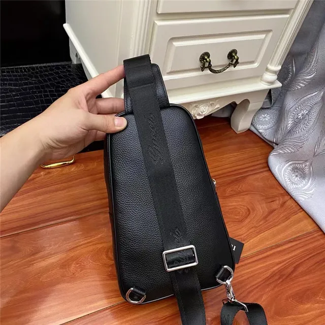 Gucci Ophidia 黑色粒面皮革 Web 条纹信使包 9