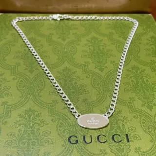 Gucci Oval ID Pendant সিলভার কার্ব চেইন নেকলেস