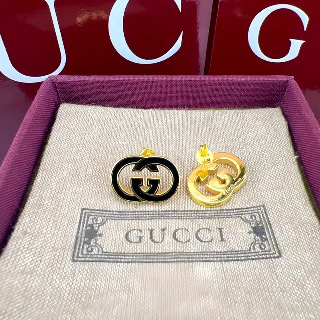 Gucci Aretes Interlocking GG Logo Esmaltados Rojo y Verde 6