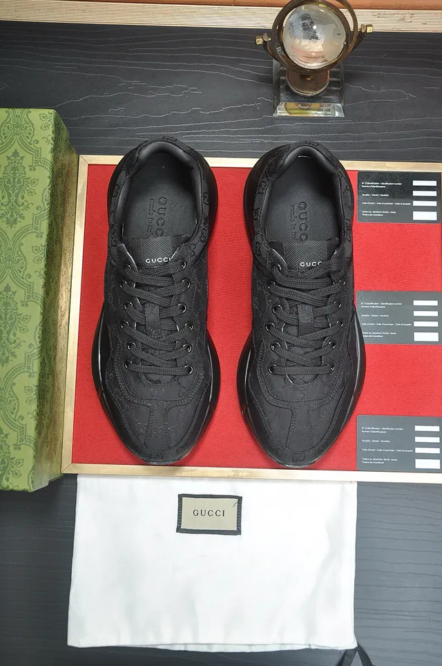 Gucci Rhyton 全黑印花厚底运动鞋 5