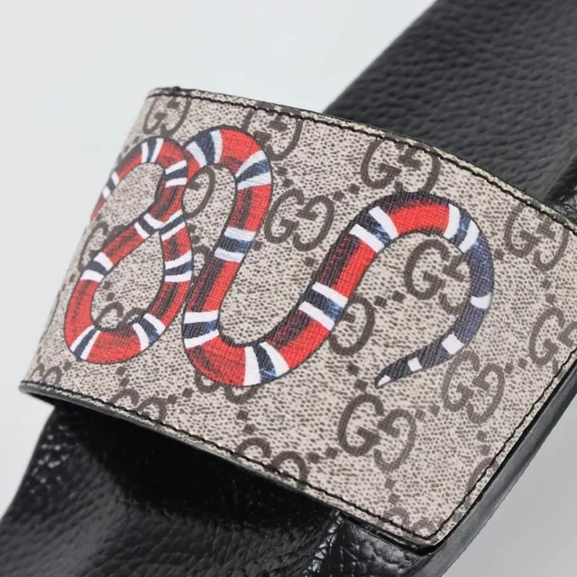 Gucci Screener কালো বেইজ GG Monogram ক্যানভাস King Cobra সাপ প্রিন্ট চপ্পল 6