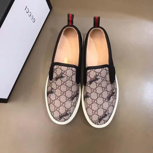 Gucci Screener GG Monogram 帆布 乐福鞋 3