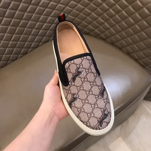 Gucci Screener GG Monogram 帆布 乐福鞋 6