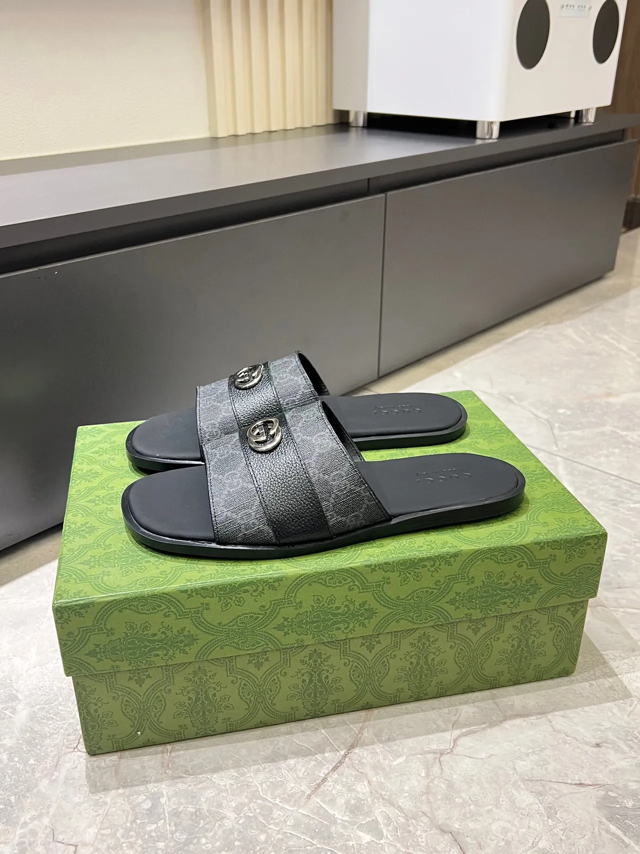 Gucci Screener Gray Black Leather Slippers 4