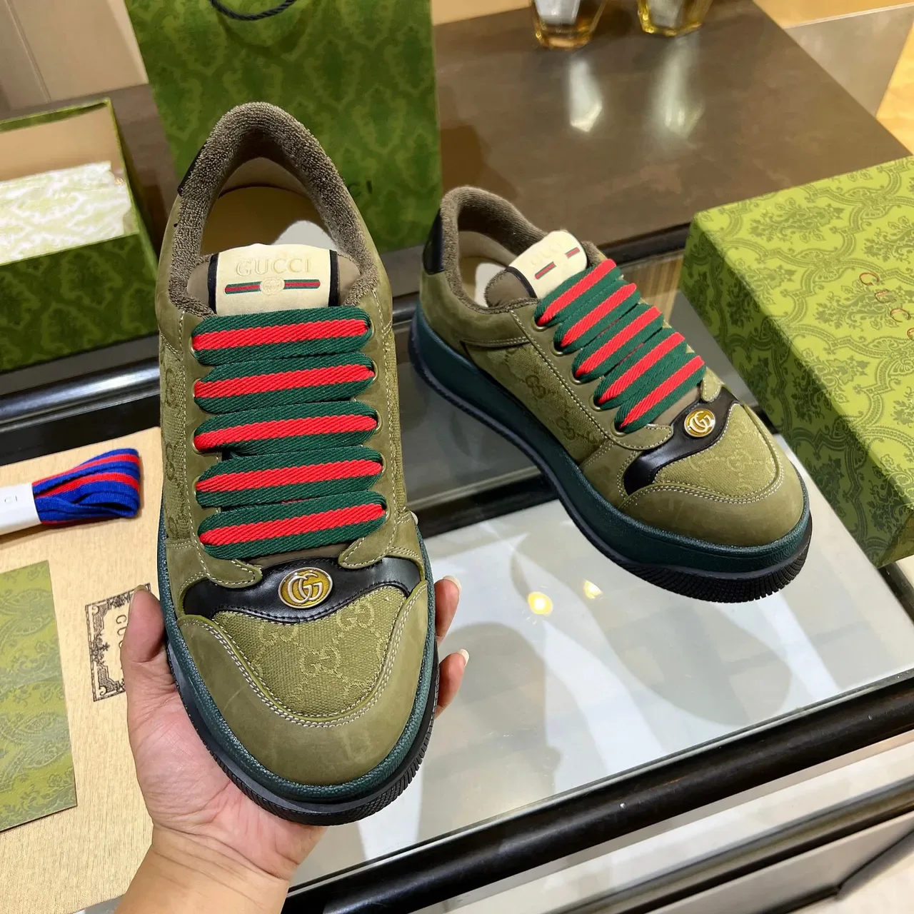 Gucci Screener Verde Oliva e turquesa Tênis Lifestyle 2