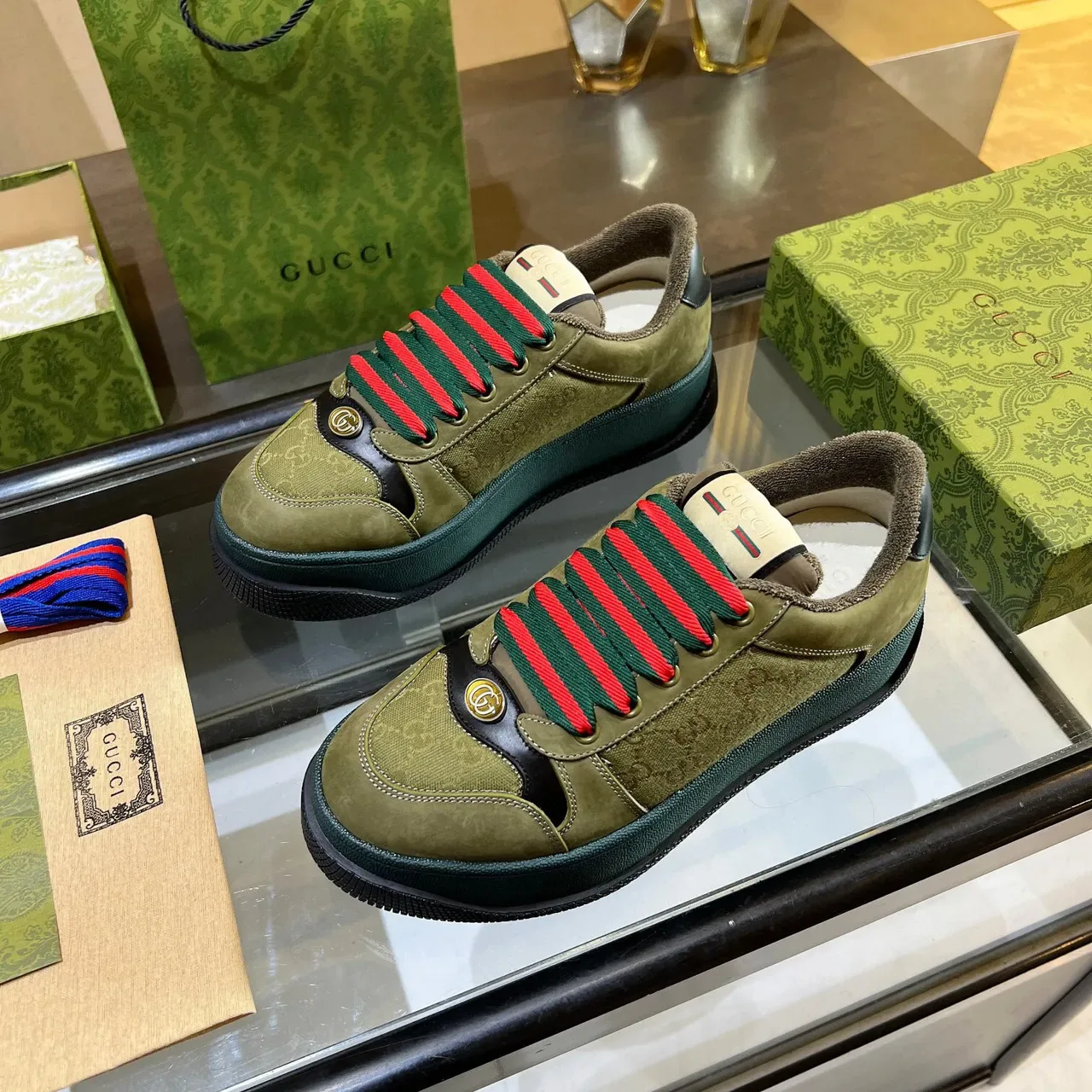 Gucci Screener Verde Oliva e turquesa Tênis Lifestyle 4