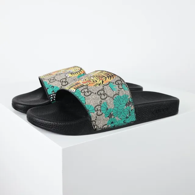 Gucci Screener 印花 GG Supreme Tiger Floral 拖鞋 2