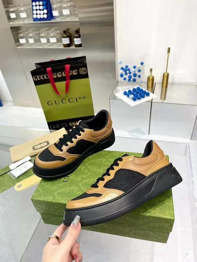 Gucci Screener Tan e Preto Monogram Plataforma Lifestyle Sneakers 3