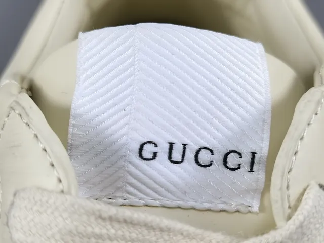 Gucci Screener धन्यवाद ग्राफिक सफेद घने स्नीकर 5
