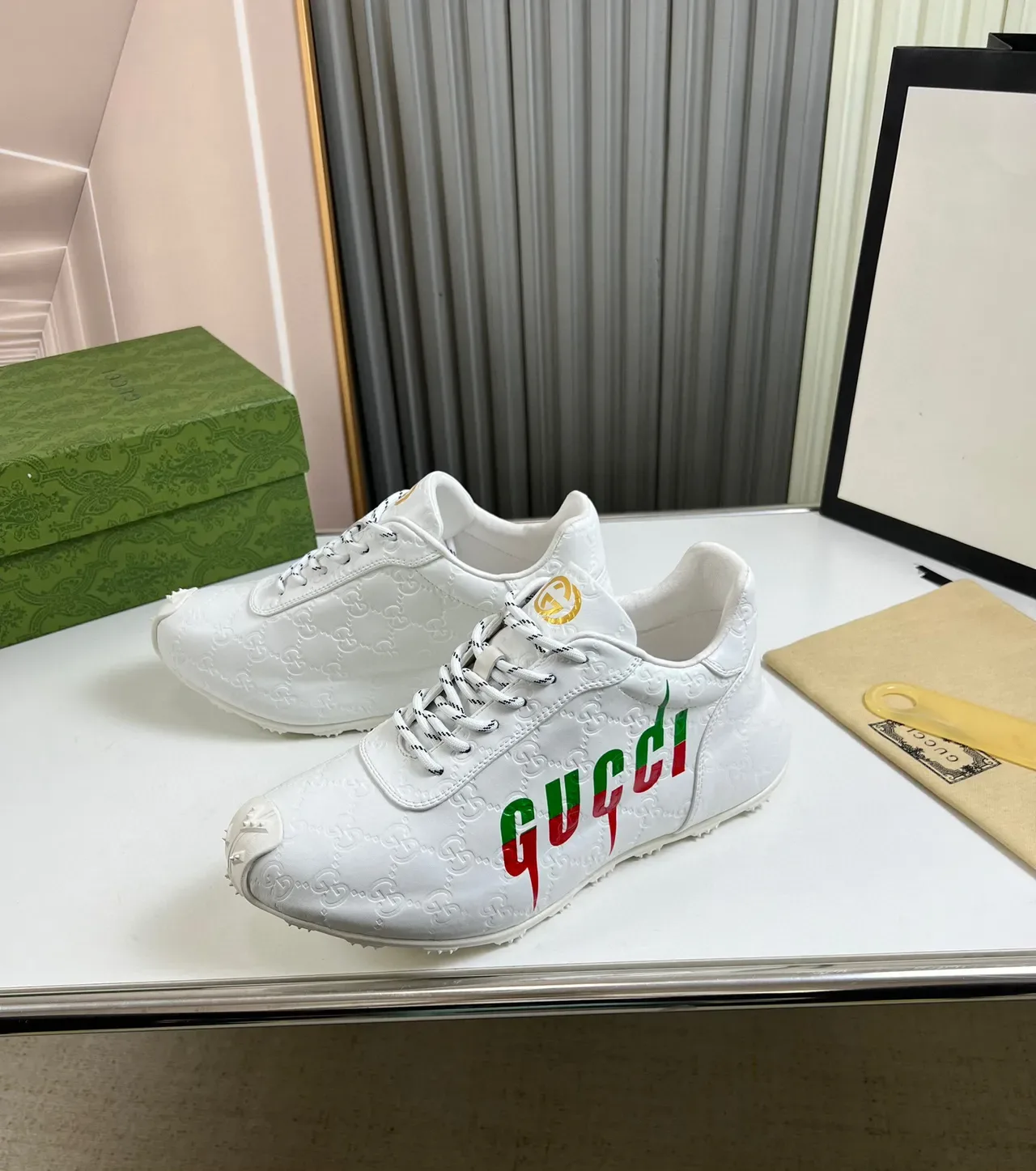 Gucci Screener أبيض أخضر أحمر قطرة علامة أسلوب حياة حذاء رياضي 8