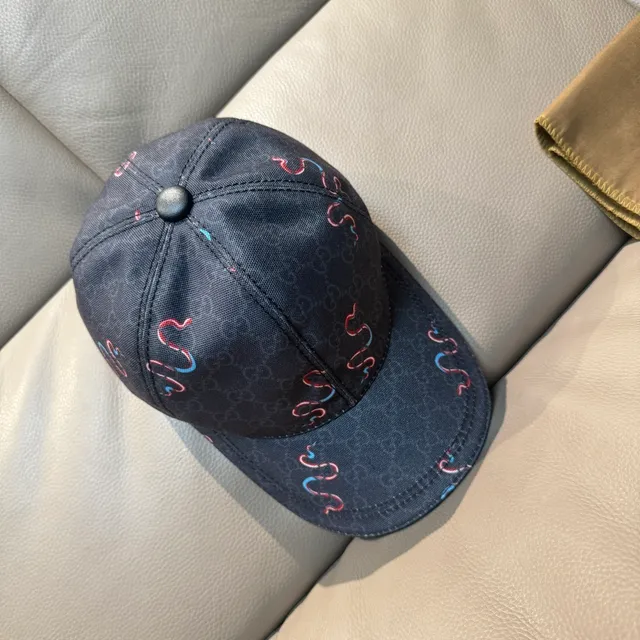 Gucci Serpenti Embroidered GG Supreme Baseball Cap 9