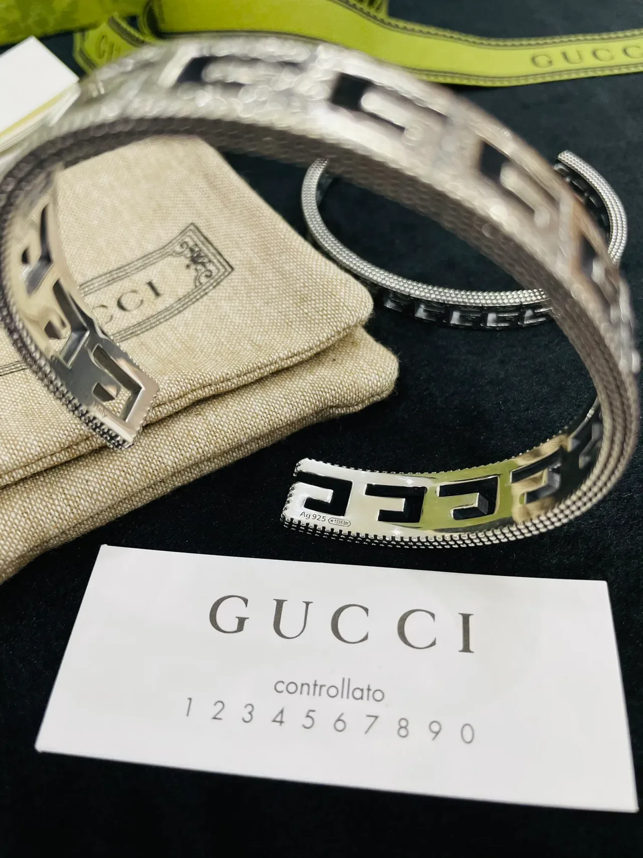 Gucci 银绿色希腊钥匙纹饰袖口手镯 5