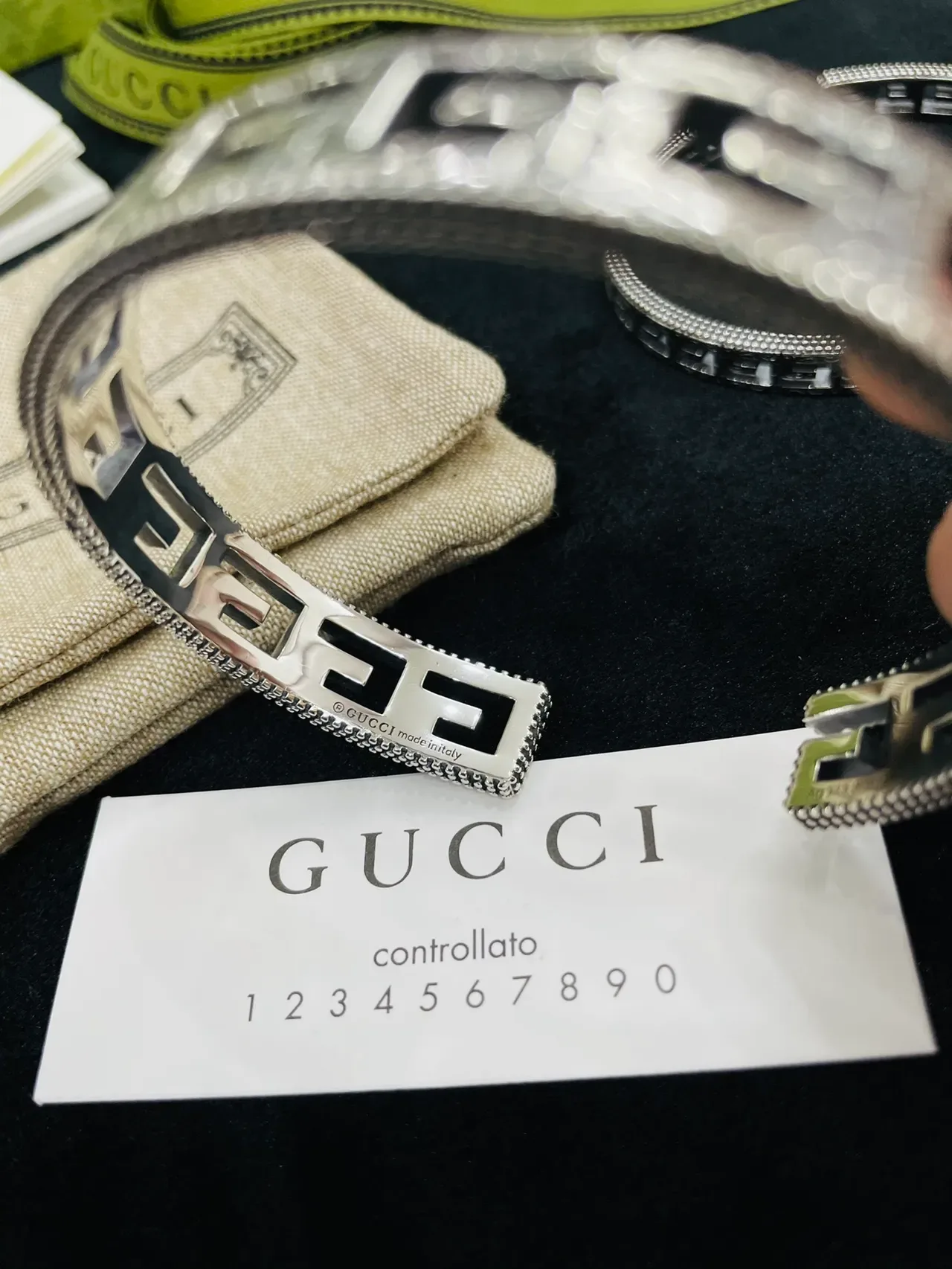 Gucci 银绿色希腊钥匙纹饰袖口手镯 6