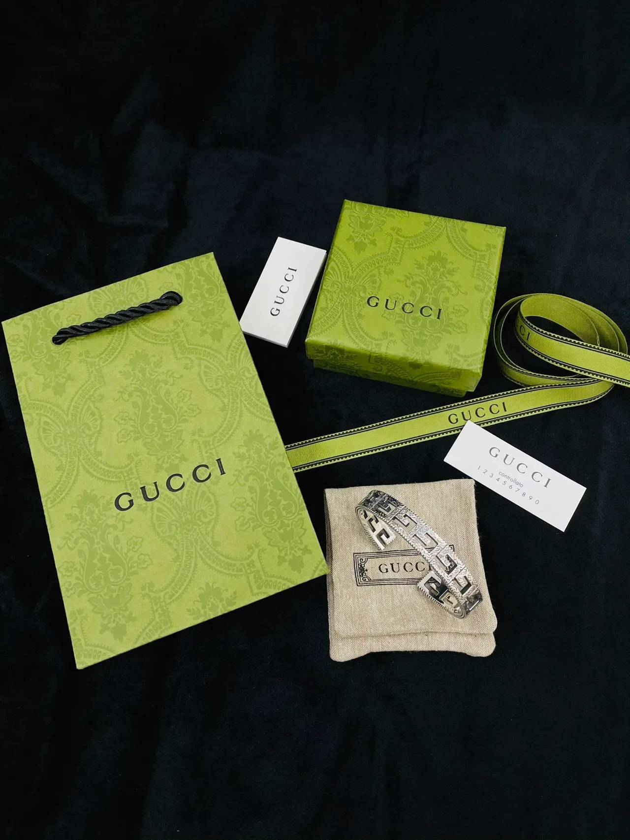 Gucci 银绿色希腊钥匙纹饰袖口手镯 9