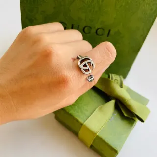 Gucci चांदी हरा Interlocking Double-G Logo धातु रिंग