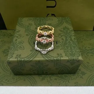 Gucci 花卉图案 多金属 叠戴戒指