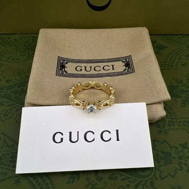 Gucci স্ট্যাকড ফ্লোরাল মোটিফ মাল্টি-মেটাল রিংস 6